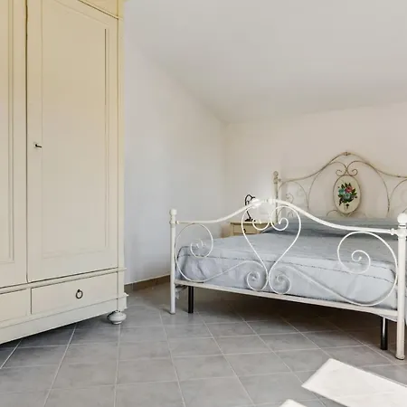 Morotti By Mmega فيلة مونتوني