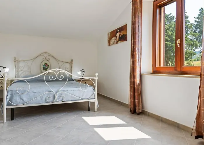 Morotti By Mmega Willa Montone (Umbria)